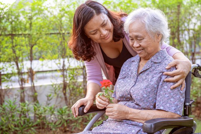 Helpful advice for caring for seniors with dementia